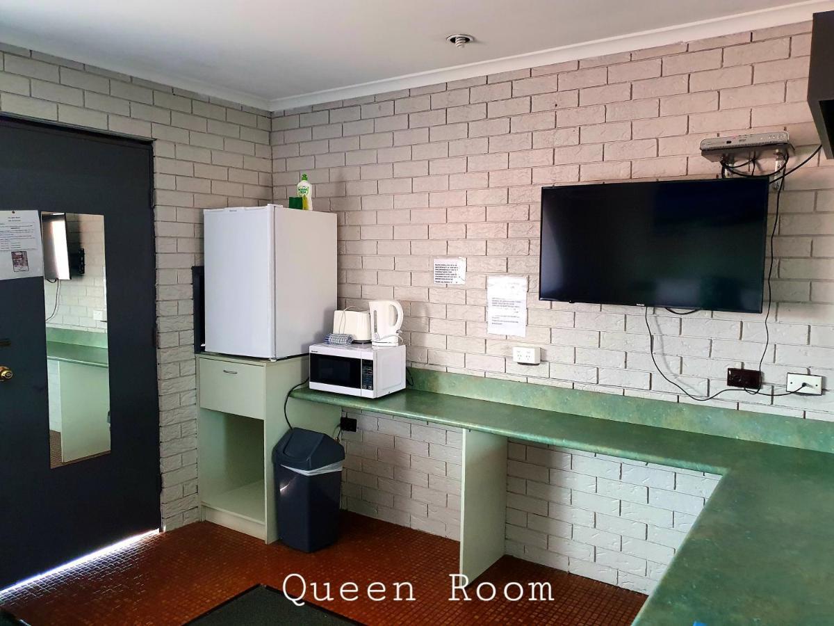 City Lights Motel Туид Хедс Екстериор снимка
