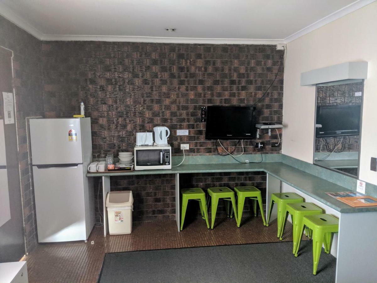 City Lights Motel Туид Хедс Екстериор снимка