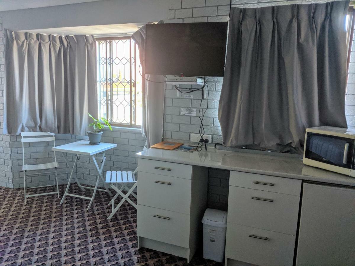 City Lights Motel Туид Хедс Екстериор снимка