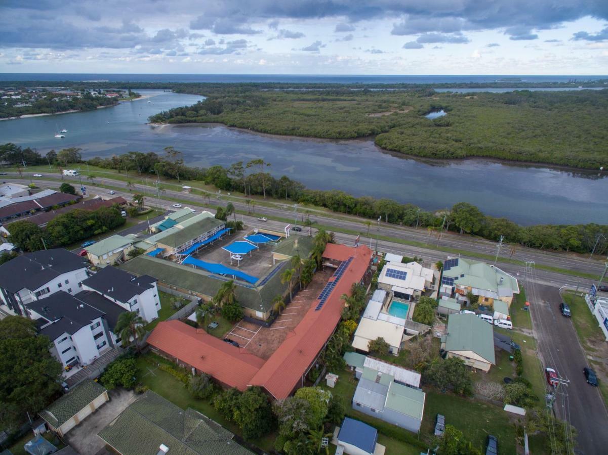 City Lights Motel Туид Хедс Екстериор снимка